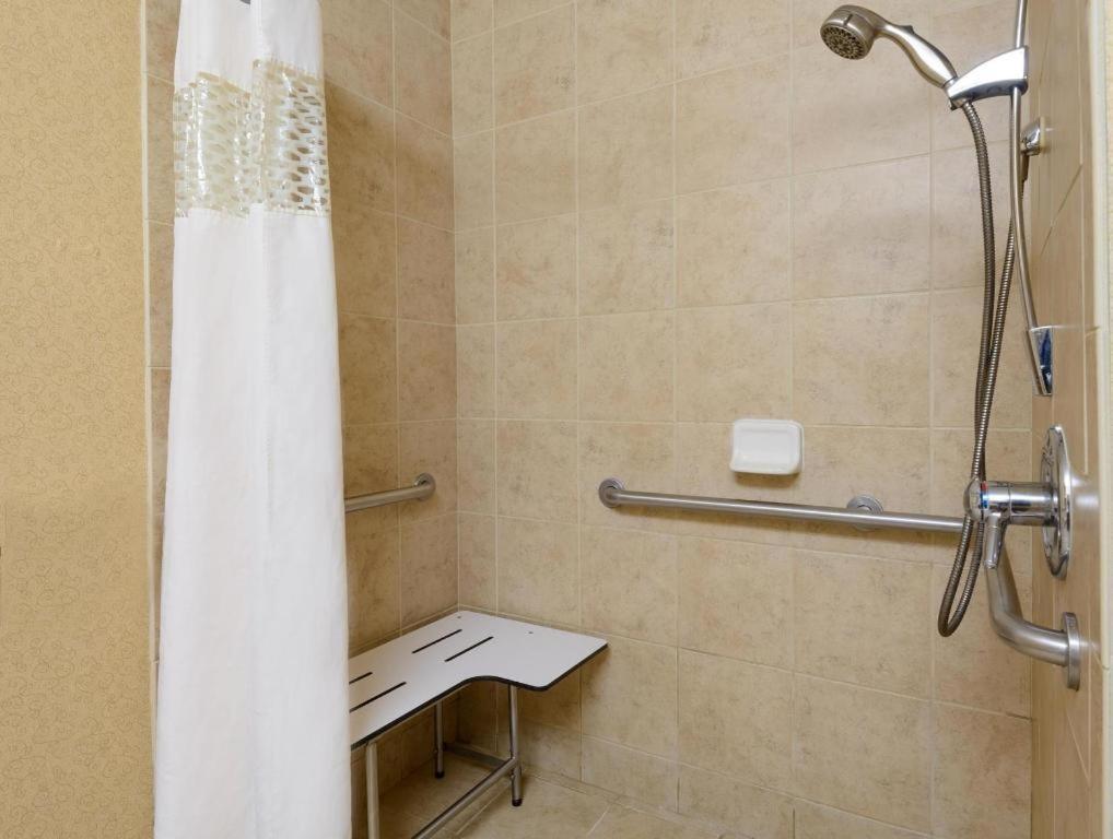 Hampton Inn Маунт Върнън Екстериор снимка